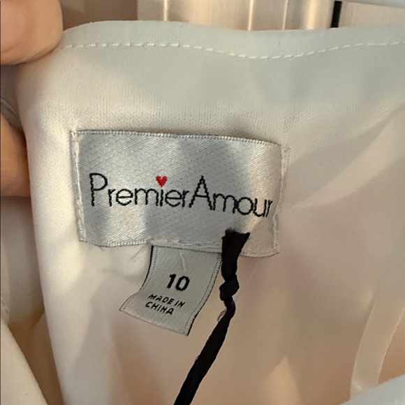 NWT Floral Sleeveless Dress with Asymmetrical Hem size 10 - Picture 2 of 4